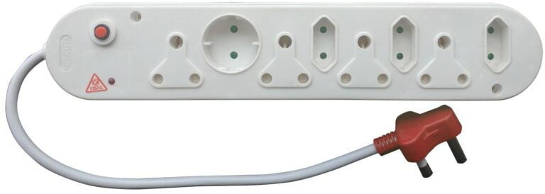 SURGE 8 WAY MULTI-PLUG