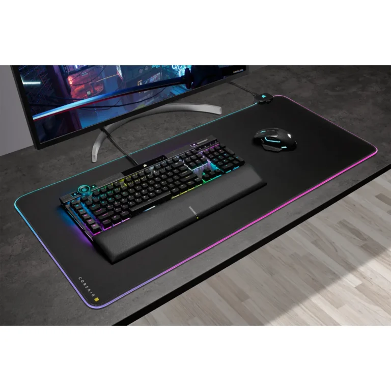Corsair MM700 RGB Extended gaming mousepad (930 x 400 x 4mm) - RGB