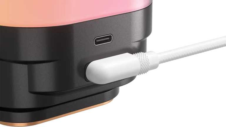 Corsair iCUE LINK TITAN 240 RX LCD Liquid CPU Cooler - White ? RX120 RGB Fans ? Fits Intel? LGA 1851/1700