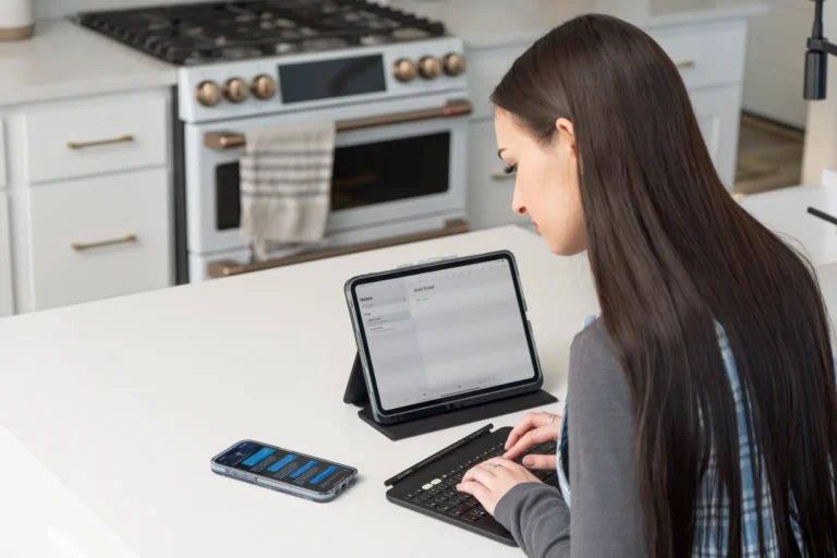 ZAGG-KB-Pro Keys 2-Apple-iPad Air 11 (M2)-Black-UK