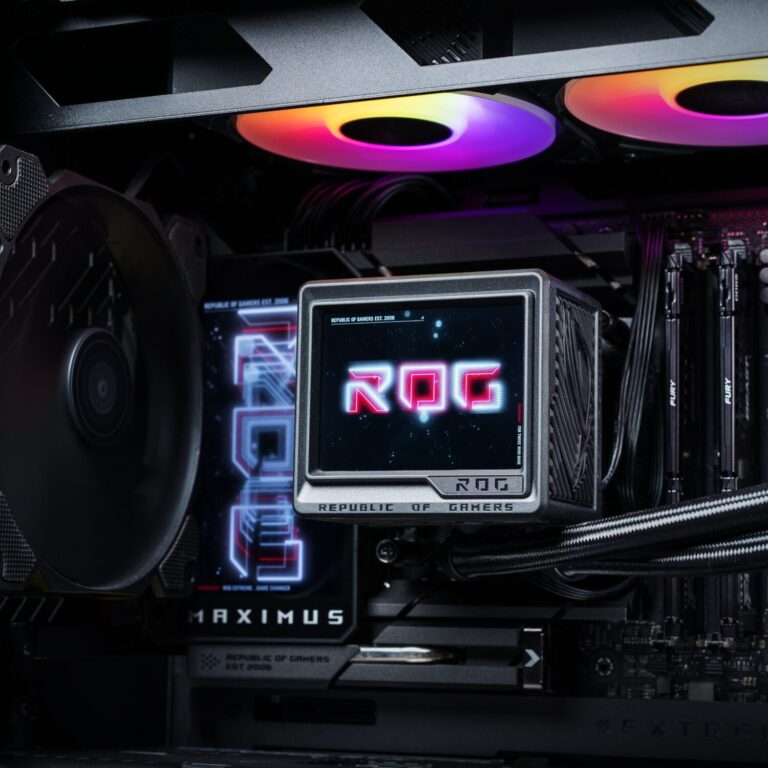 Asus ROG Ryujin III ARGB AIO Liquid Cooler - 3.5-inch LCD Display