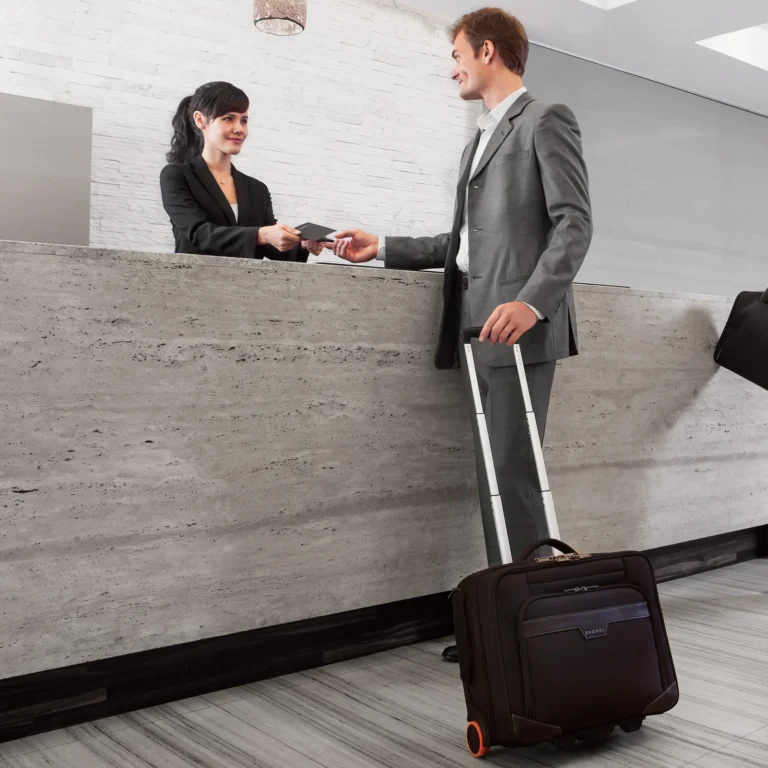 EVERKI EKB440 JOURNEY LAPTOP TROLLEY BAG - 11'' TO 16''