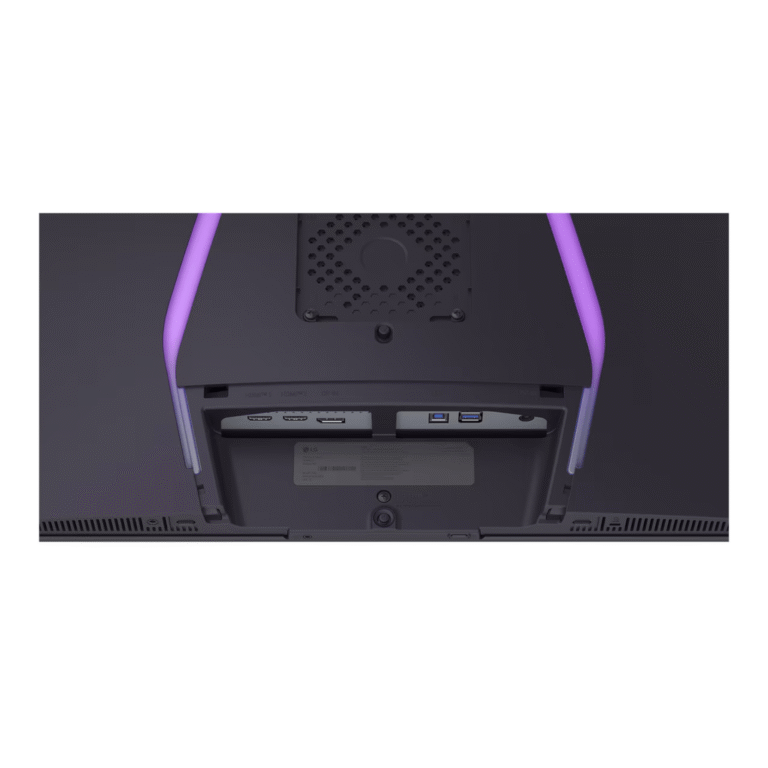 LG UltraGear 32" 4K UHD OLED Gaming 240Hz 0,03ms incl Speakers