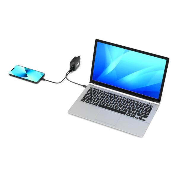 902104EU-WR-06.jpg Port Connect 65W GaN Type-C and USB-A Fast Charger