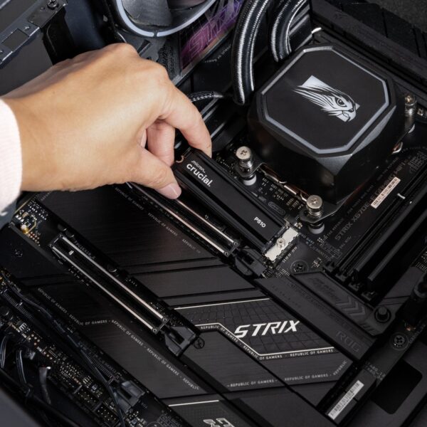 Crucial P510 2TB M.2 Gen5 with Heatsink NVMe 3D NAND SSD