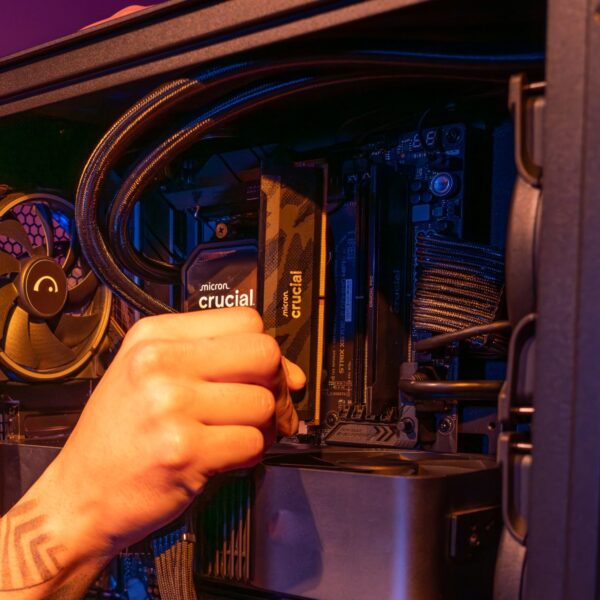 Crucial Pro 16GB 6400Mhz DDR5 Desktop OC Gaming Memory