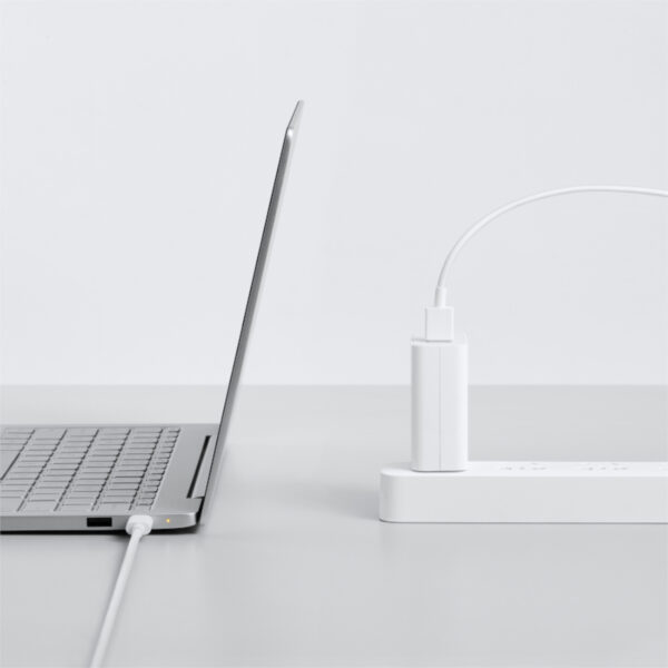 BHR6032GL_Xiaomi-6A-Type-A-to-Type-C-Cable-White_wr_04a.jpg Xiaomi 6A Type-A to USB Type-C Cable