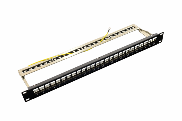 PATCH:CAT7 24 PORT POPULATED FTP