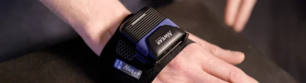 Hand mounted BT 5.0 with standard range 2D scanner. Laser Cr