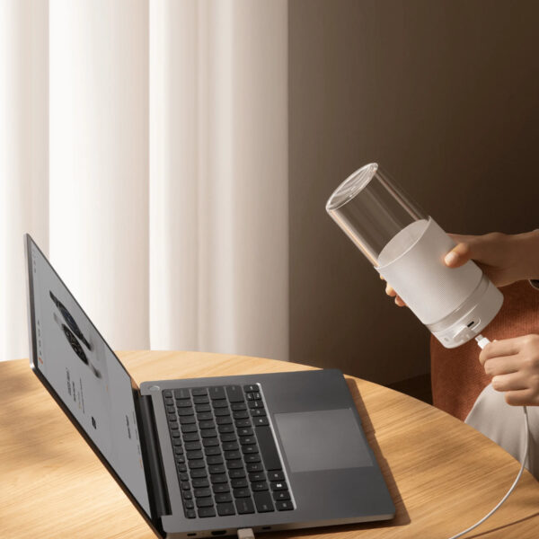 BHR9226EU_-Xiaomi-Portable-Blender-300ml-USB-Recharge-Wht_hwr07.jpeg Xiaomi Portable Blender 300ml USB Type-C Rechargeable- White