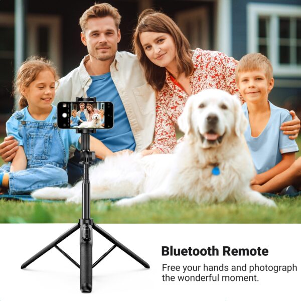 LP586-15062_UGREEN_Selfie_Stick_Tripod_with_Bluetoot_wr_03.jpg UGreen Selfie Stick Tripod with Bluetooth Remote
